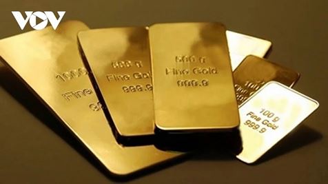 Giá vàng hôm nay 4/4: SJC tăng nhẹ, duy trì chênh lệch cao với thế giới