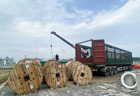 CADI-SUN giao đơn hàng trăm tấn tại sân bay Long Thành