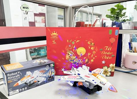 CADI-SUN trao tặng hơn 700 phần quà Trung thu tới người lao động