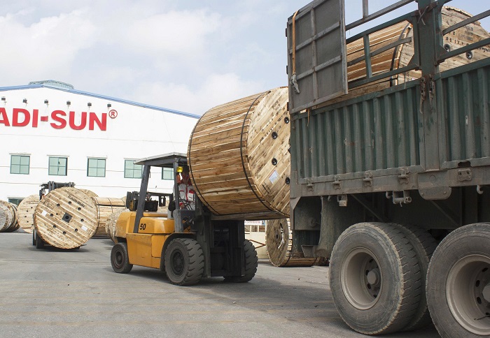 CADI-SUN bàn giao những lô hàng đầu tiên cho EVNHCMC, khẳng định uy tín tại thị trường phía Nam
